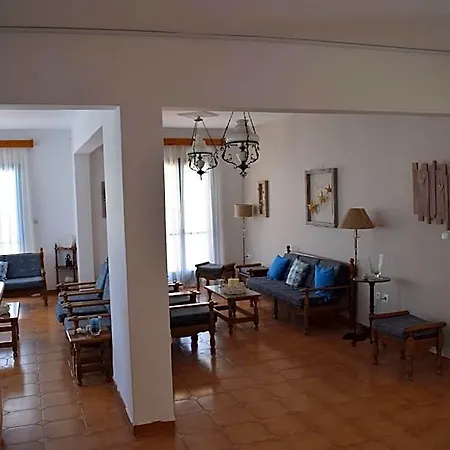 Hotel Aratos 2*