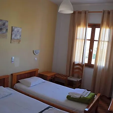 Aratos Hotel Parikia (Paros)