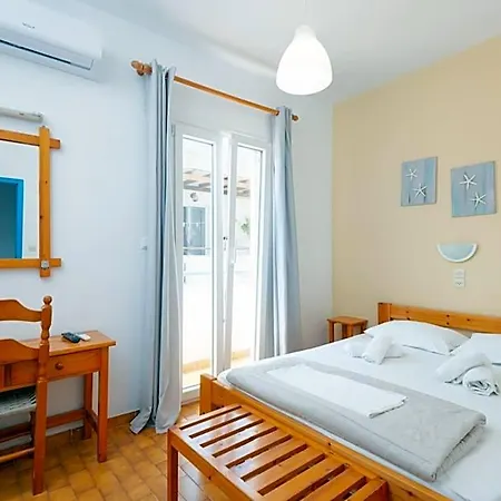 Hotel Aratos 2*